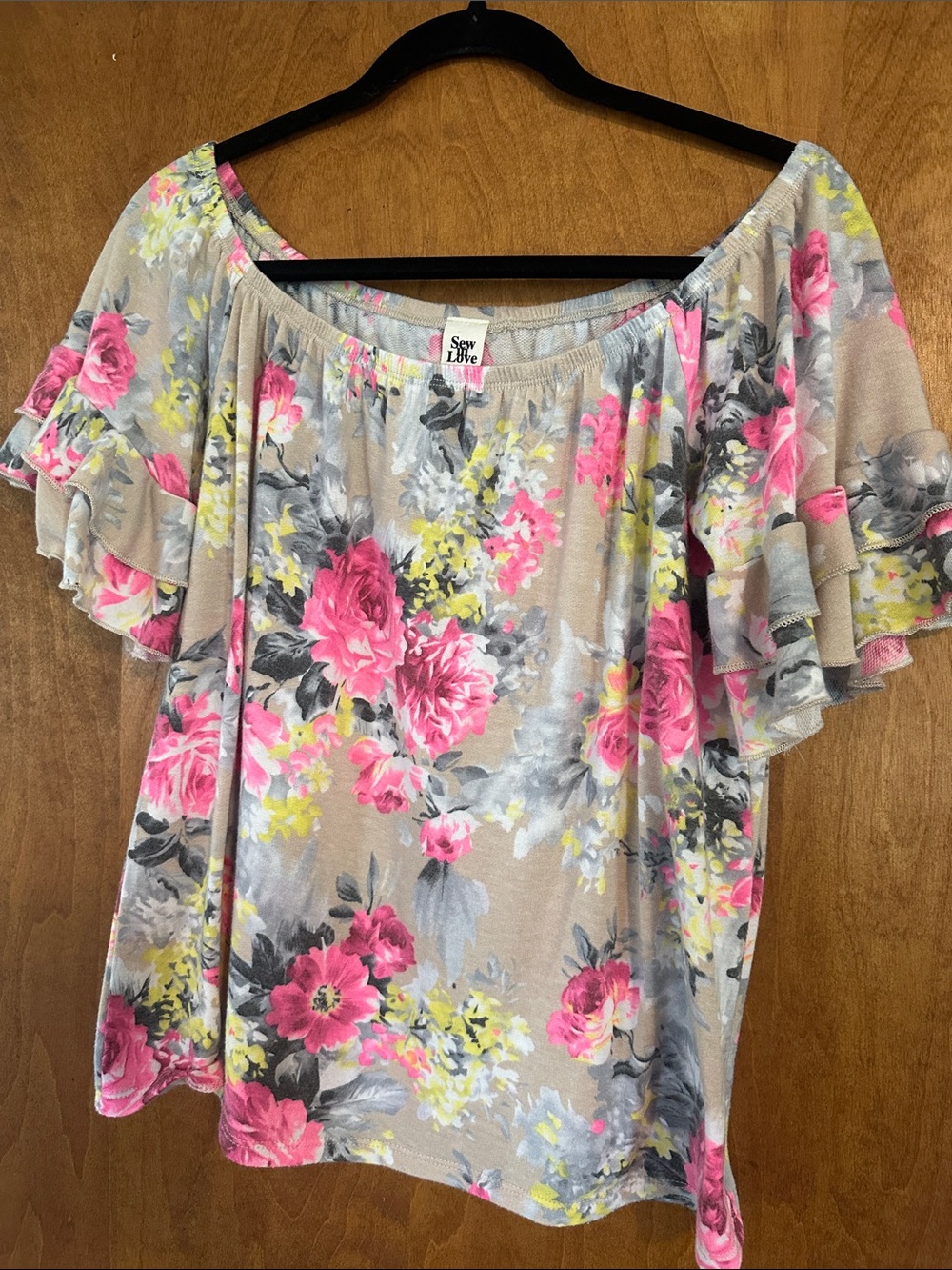 Sew In Love Beige Off-Shoulder Floral Flutter Sleeve Top with Pink Roses - Picture 2 of 3